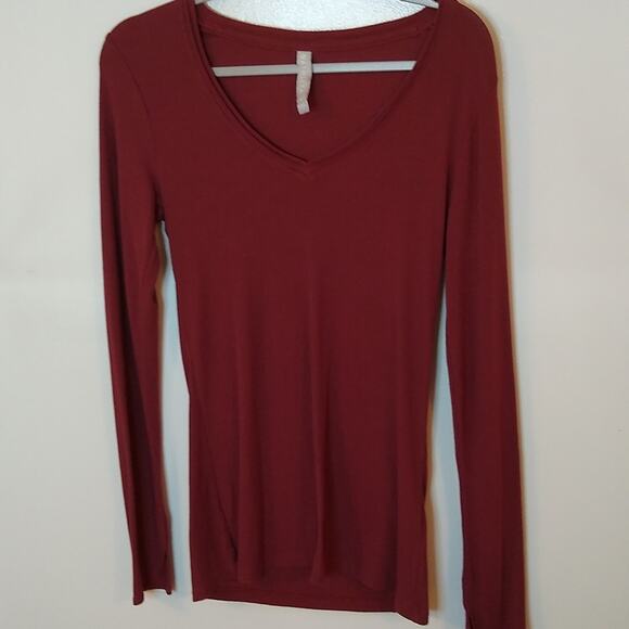 Athleta Cloudlight V-Neck Top - Women's Size Medium - Picture 1 of 10